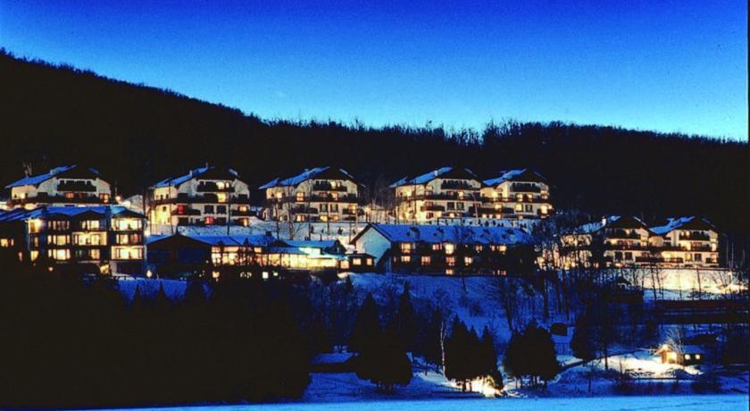 Hotel Du Lac Mont-Tremblant Exterior photo
